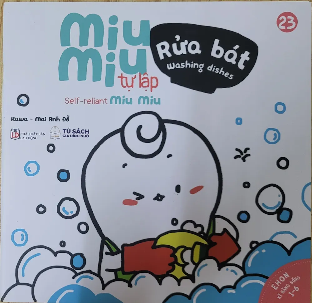 Sách Ehon Kĩ Năng Sống - Tập 23 - Miu Miu Tự Lập - Rửa Bát bìa mềm song ngữ cho bé 1-6 tuổi của Kawa, Mai Anh Đỗ