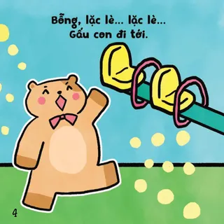 Gấu con lắc lè đi tới bập bênh
