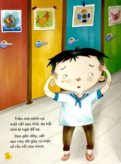 Cậu bé lo lắng vì vết sẹo trên má