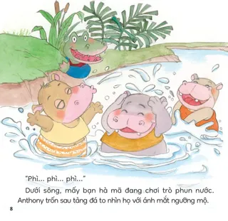 Hà mã vui chơi phun nước dưới sông
