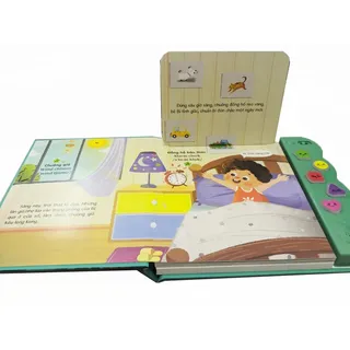 Buổi sáng thức dậy với đồng hồ báo thức