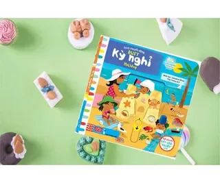 Bìa sách Busy Kỳ Nghỉ - Vui chơi bãi biển