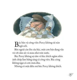 Bác bảo vệ Percy thao thức trong đêm bão